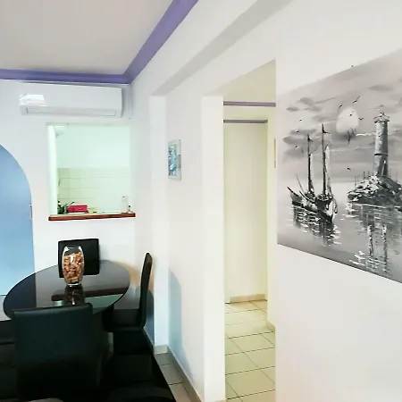 Mike'S Basilica Apartment Paphos Exterior photo