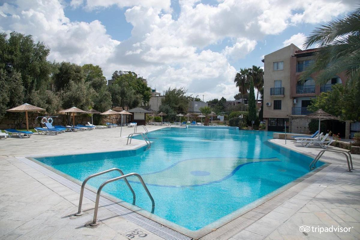 Mike's Basilica Appartement Paphos